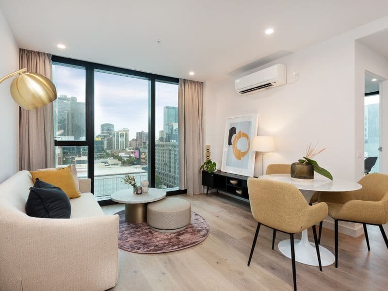 380 Melbourne